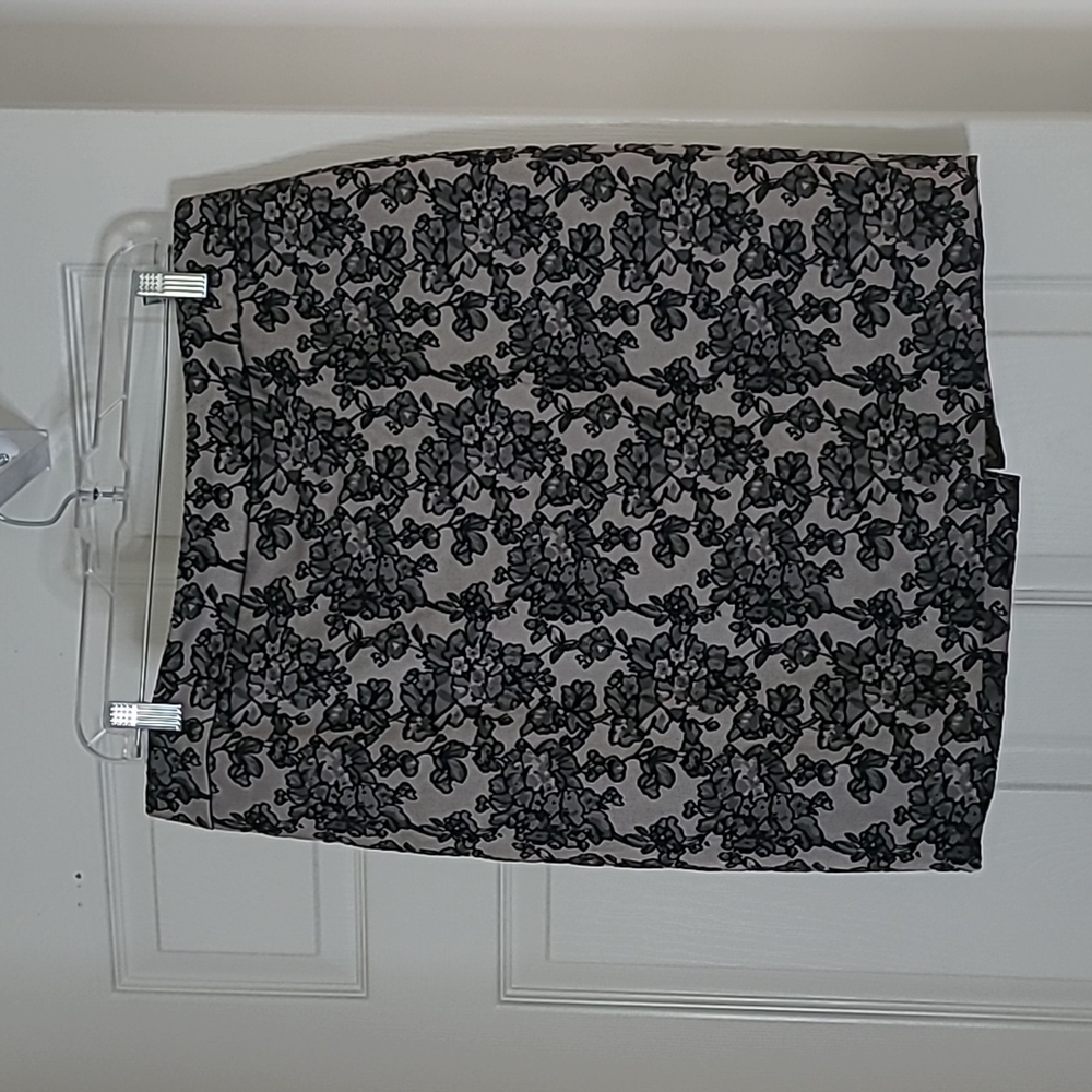 Ann Taylor Satin Brocade Pencil Skirt 14P